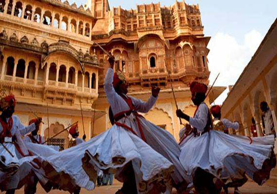 Enjoy folk performances