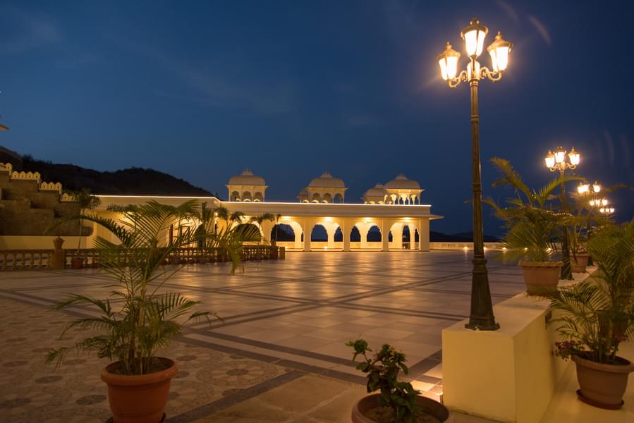 Labh Garh Palace Resort & Spa Image