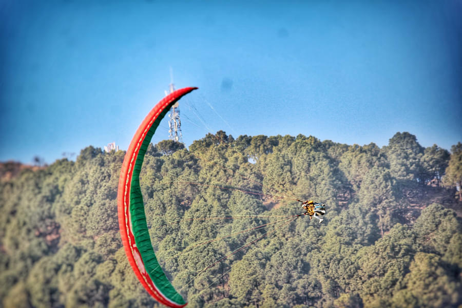 Paragliding In Dalhousie Image