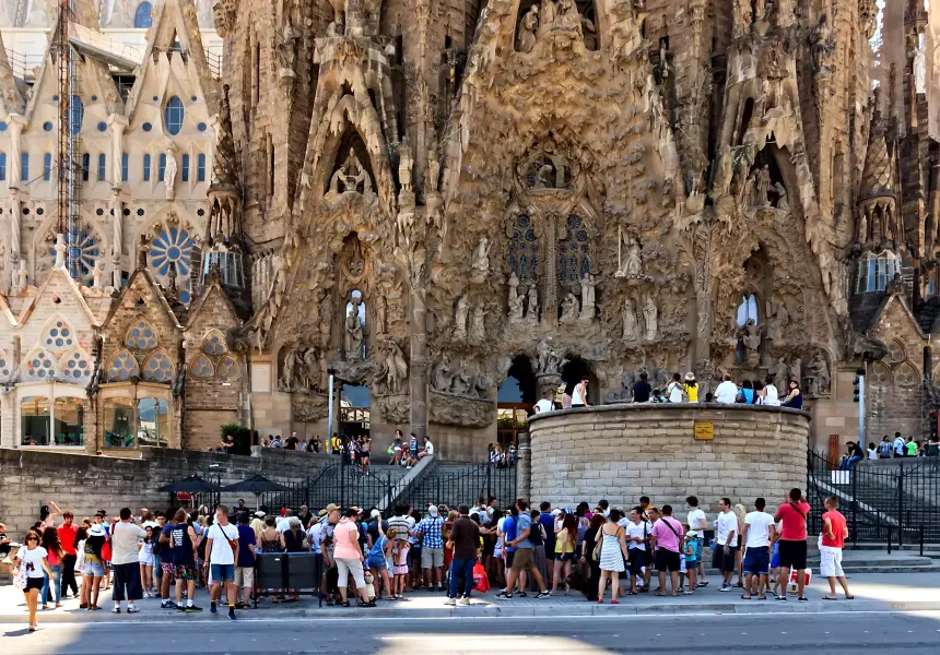 Sagrada Familia Entry Tickets Image
