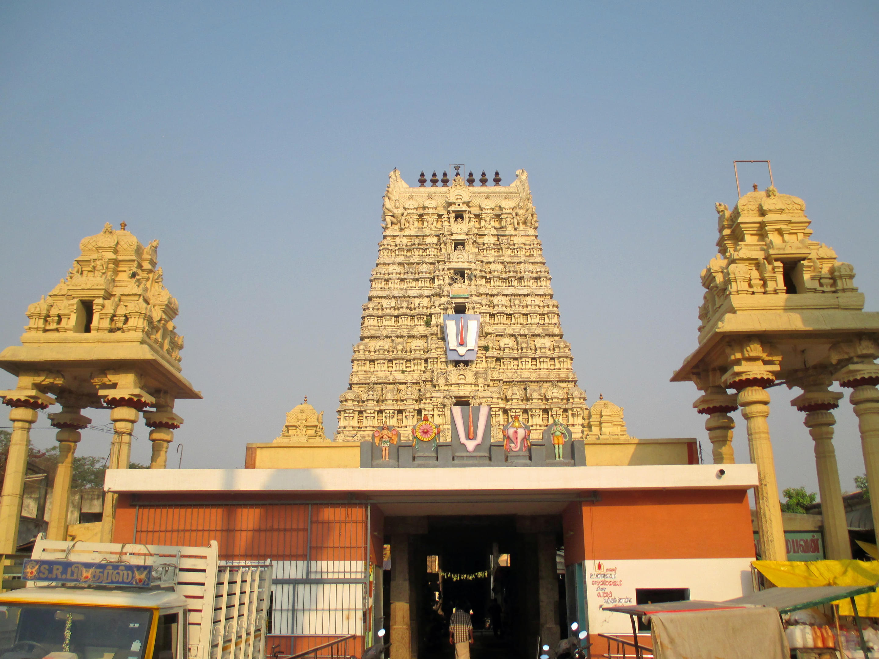 Ulagalantha Perumal Temple Overview
