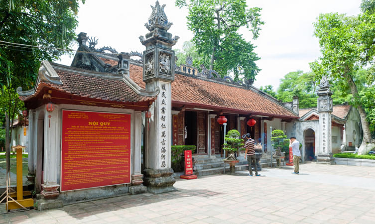 Voi Phuc Temple