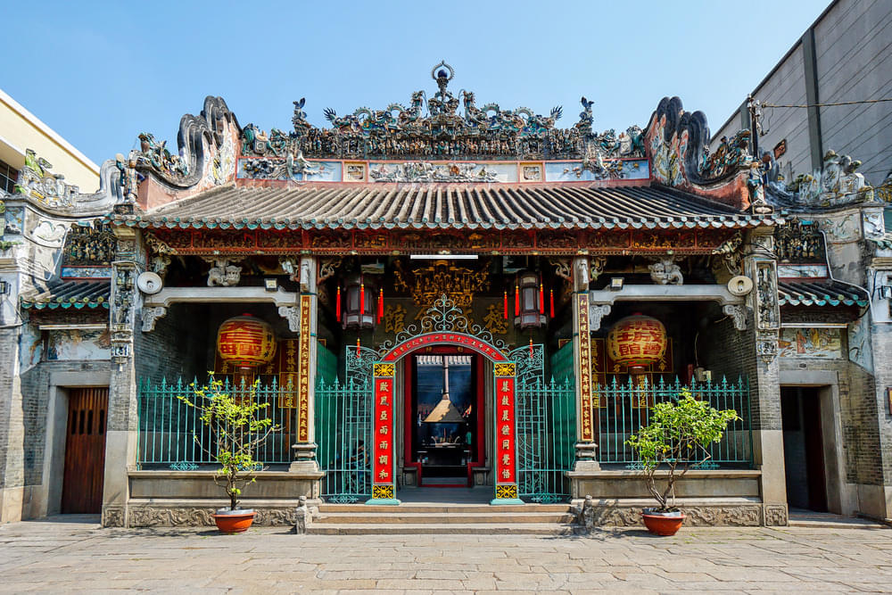 Thien Hau Temple Overview