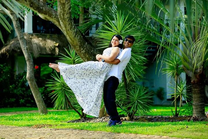 Couple Photoshoot In Coorg Image