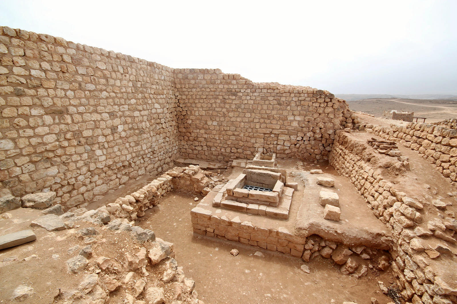 Sumhuram Archaeological Park Overview