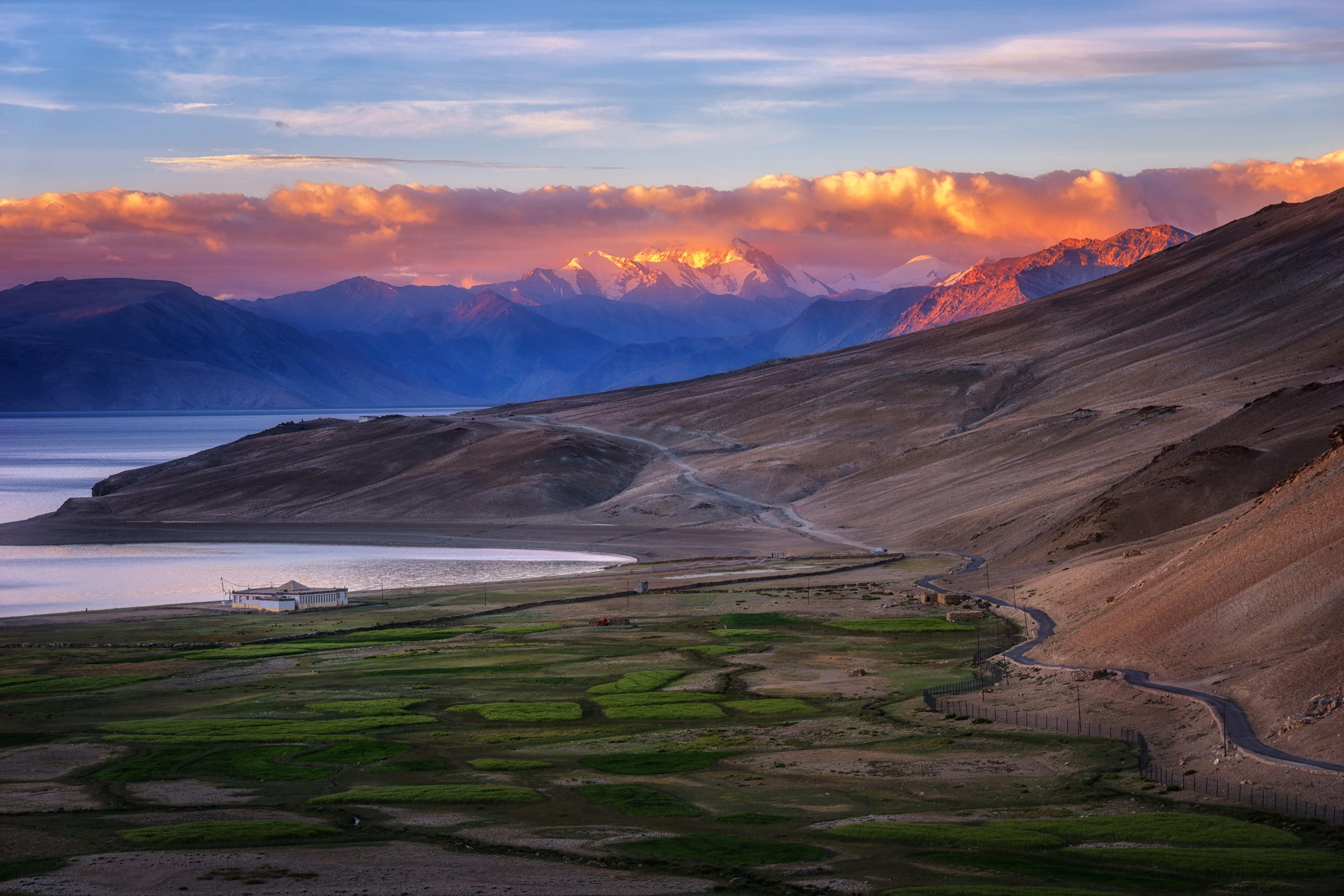 Ladakh Packages from Delhi | Get Upto 50% Off