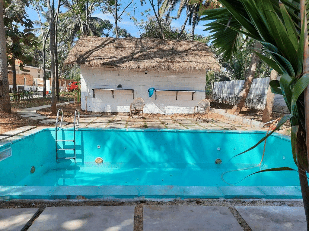 A Serene Farm-Side Getaway With Pool In Kanakapura