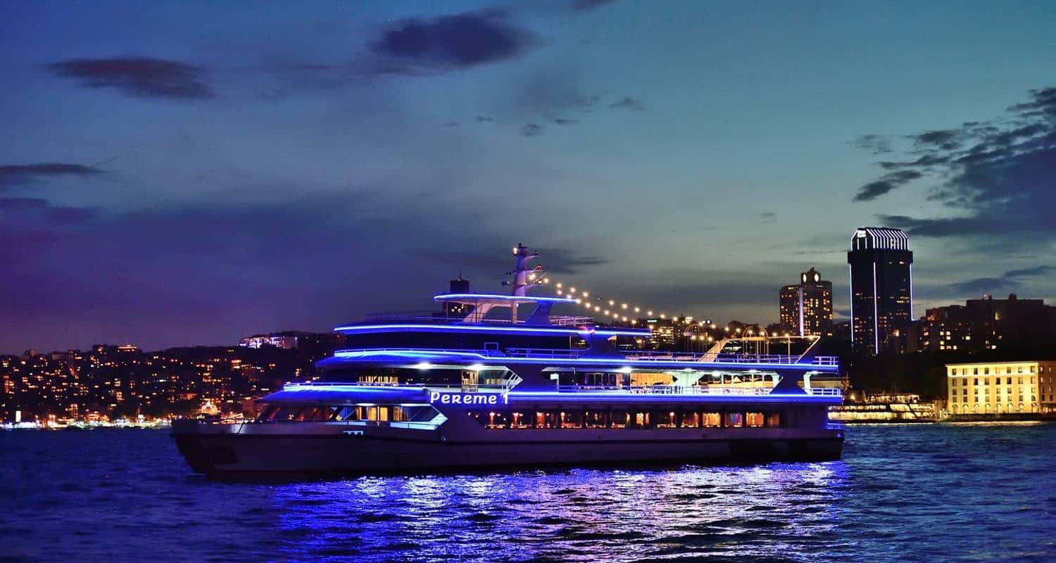 Bosphorus Music and Dinner Cruise at Istanbul