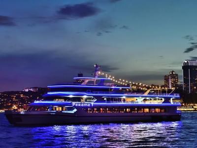 Bosphorus Dinner Cruise with Alcoholic and Soft Drinks