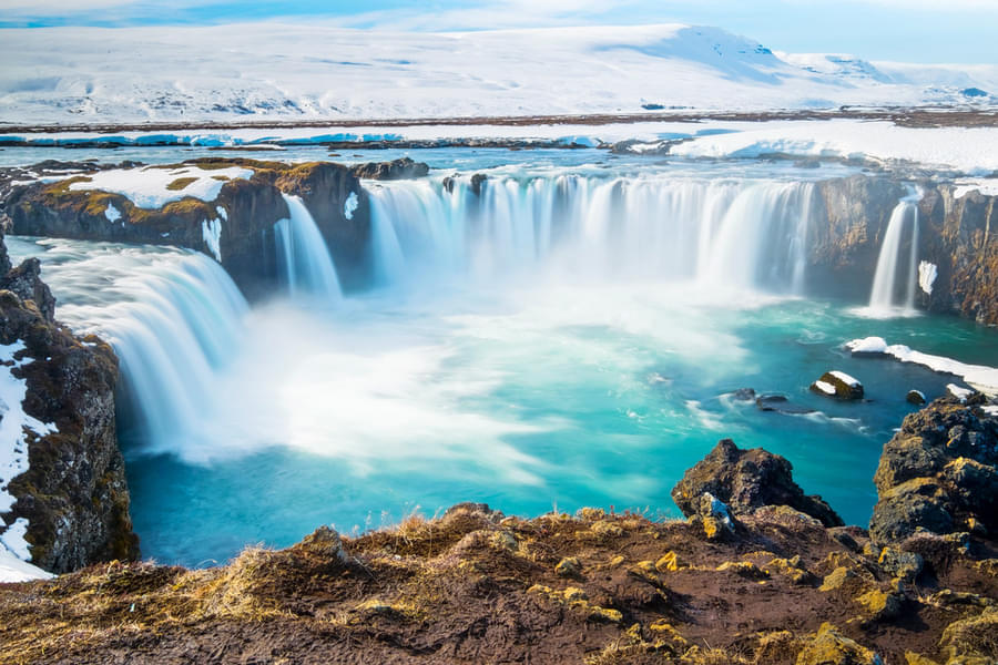 Iceland: Nature's Treasure Image