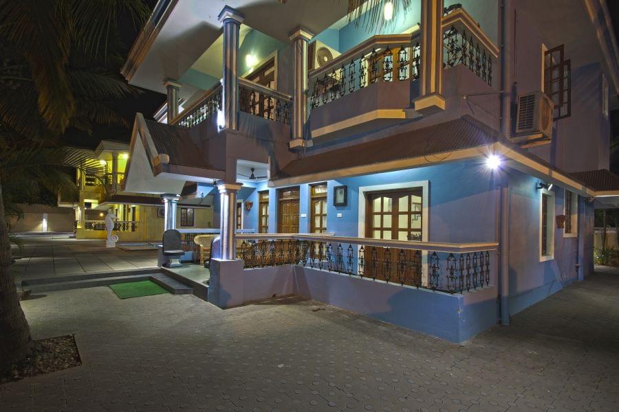 A Luxurious Villa With Swimming Pool In Calangute, Goa Image