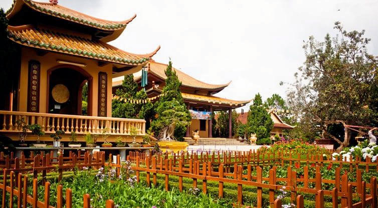 Truc Lam Temple Overview