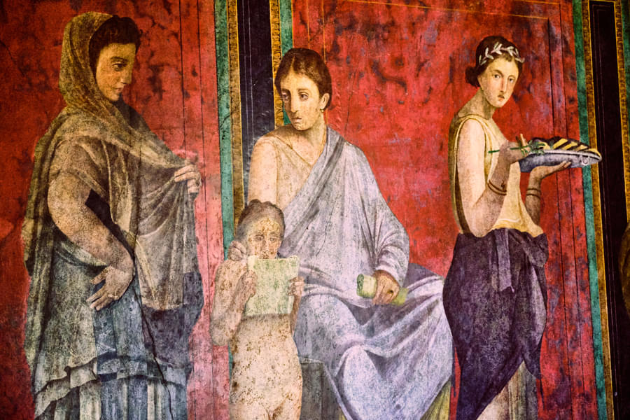 Marvel at beauty of Villa dei Misteri's ancient painting preserved after the time of the tragedy