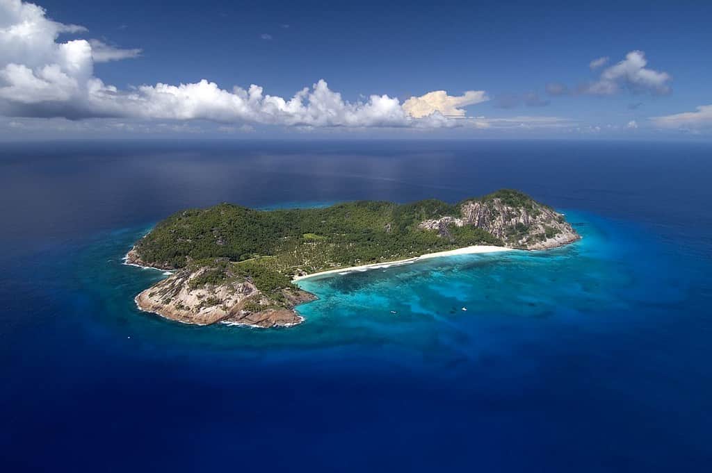 North Reef Island, <em>Andaman</em>