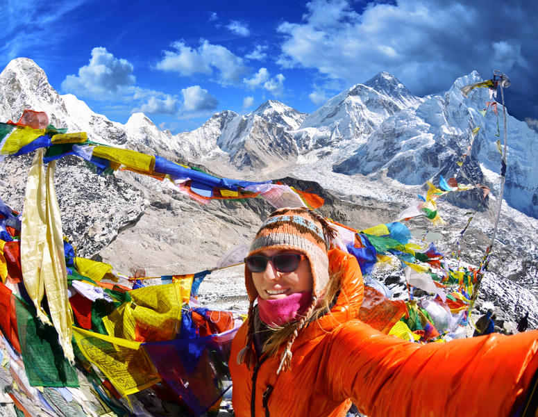 Everest Base Camp Chola Pass Gokyo Trek Image