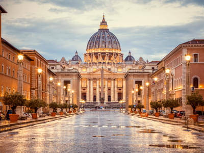 Enjoy a tour to St. Peter's Basilica Dome and Underground Grottoes