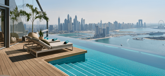 Aura Skypool Lounge