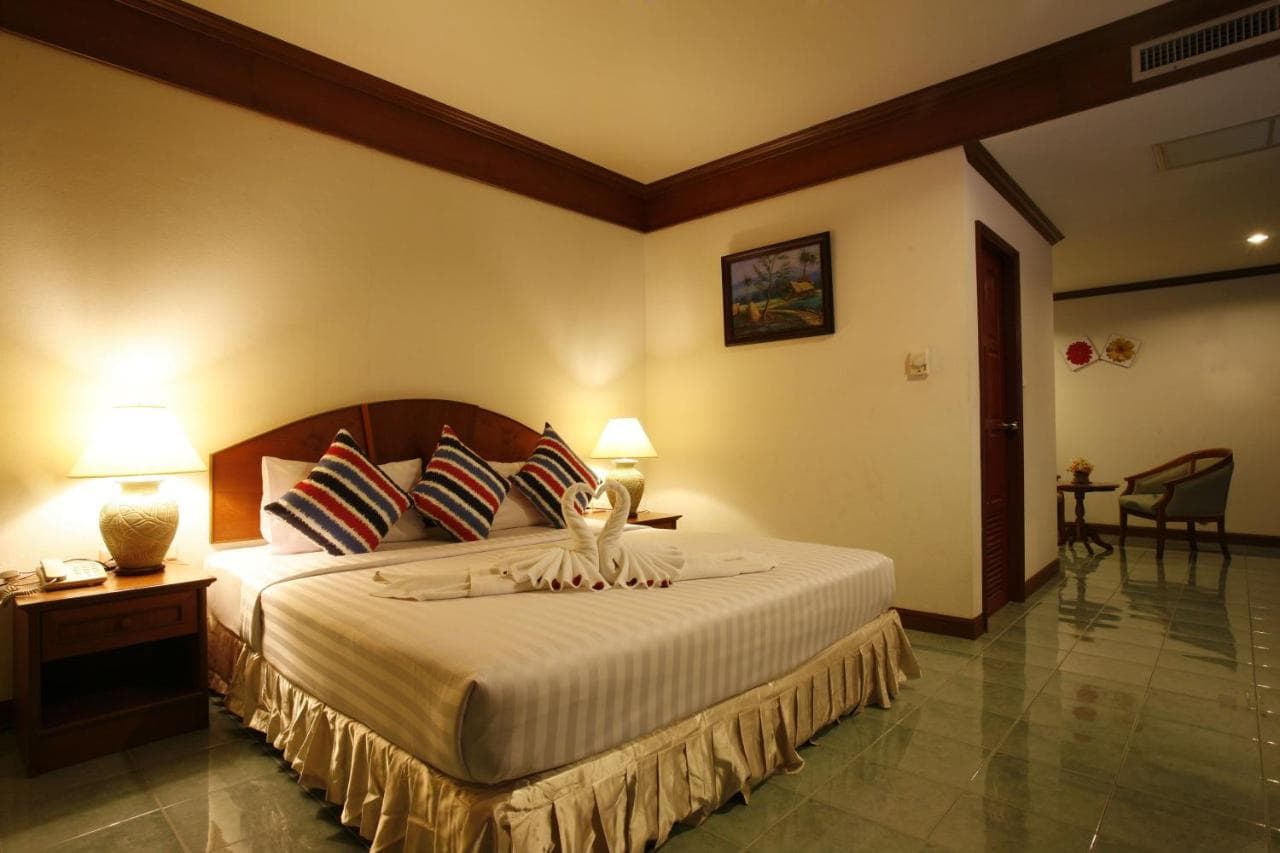 Jiraporn Hill resort, Phuket