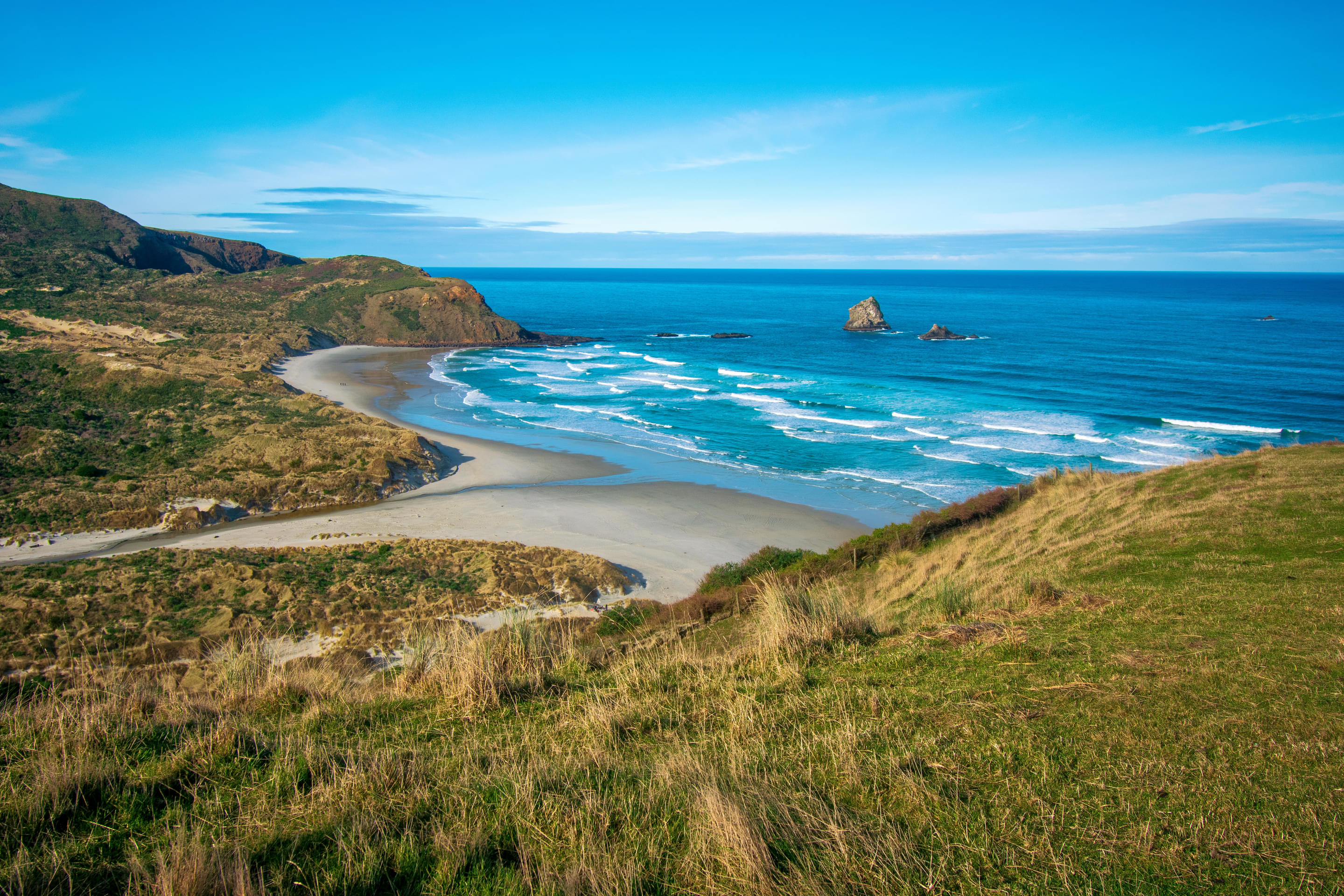 Sandfly Bay Overview