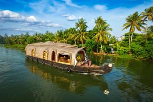 Houseboat experience in Kerala