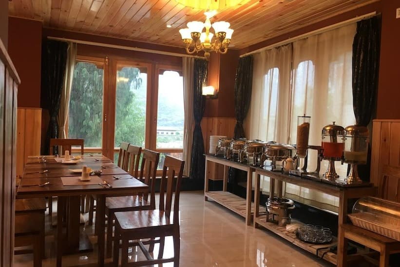 HOTEL KHAMSUM INN