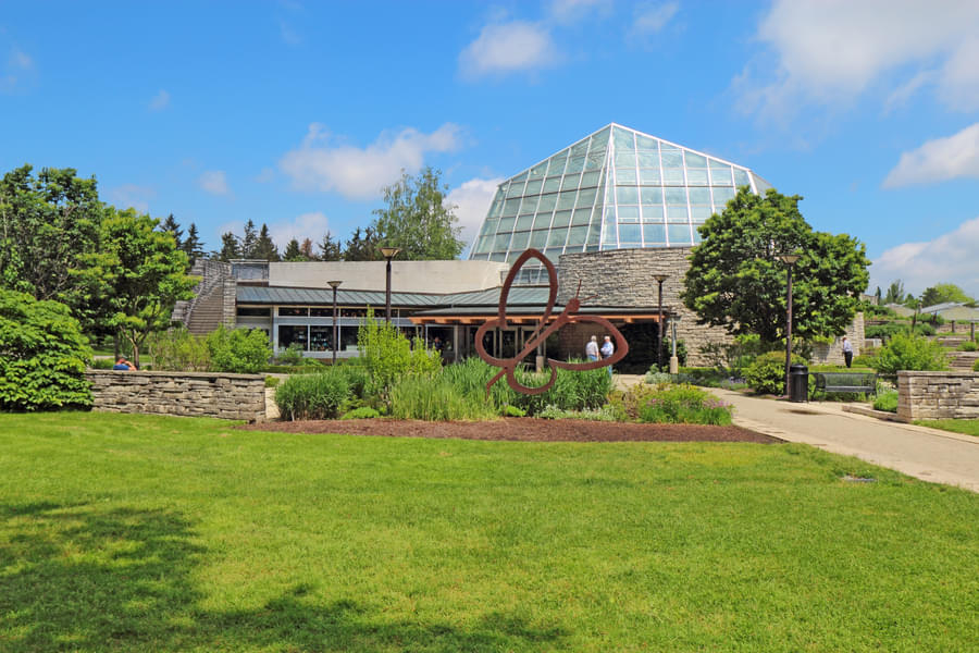 Niagara Falls Butterfly Conservatory Image