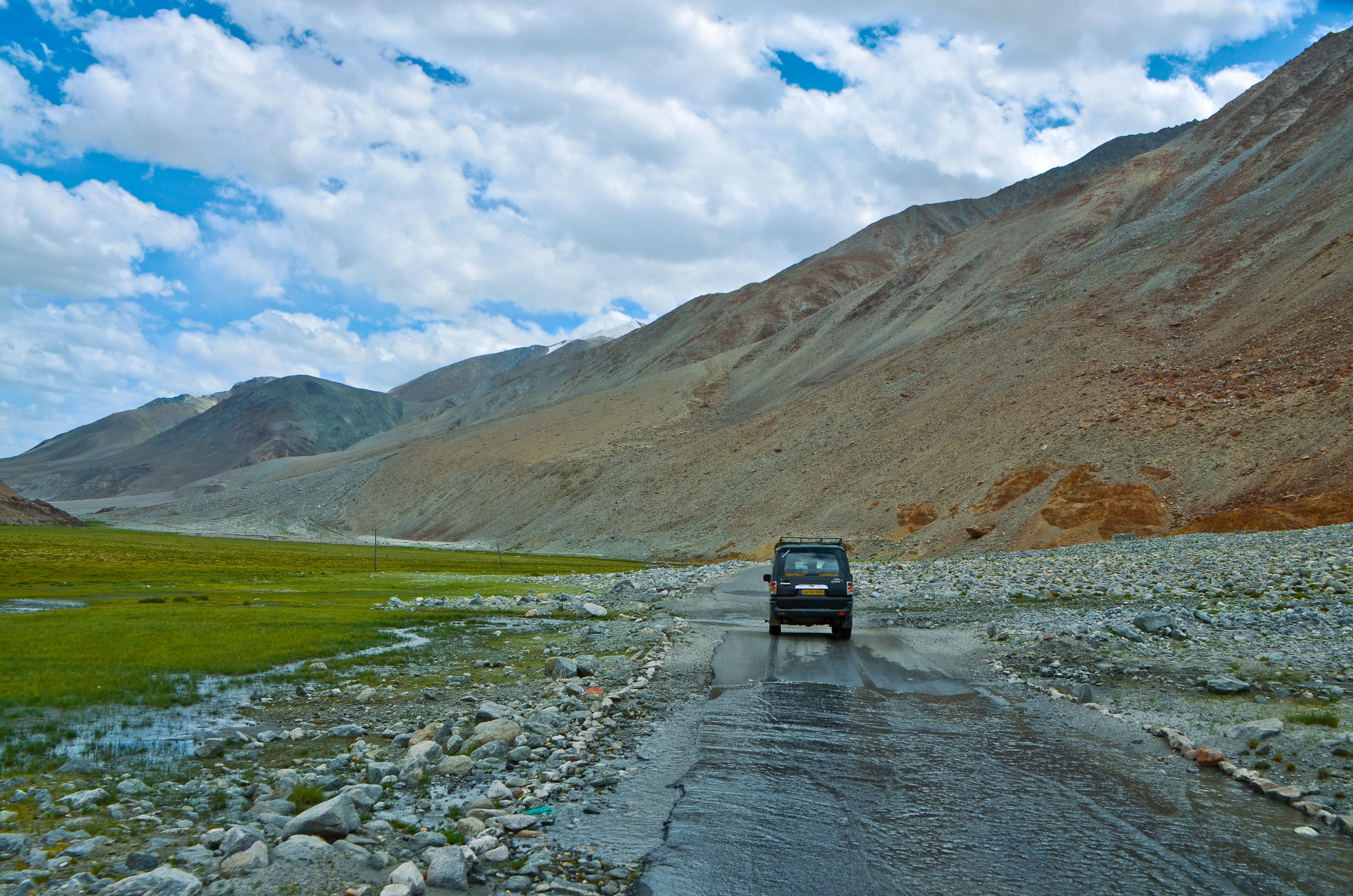 Leh Ladakh Jeep Safari Package from Manali