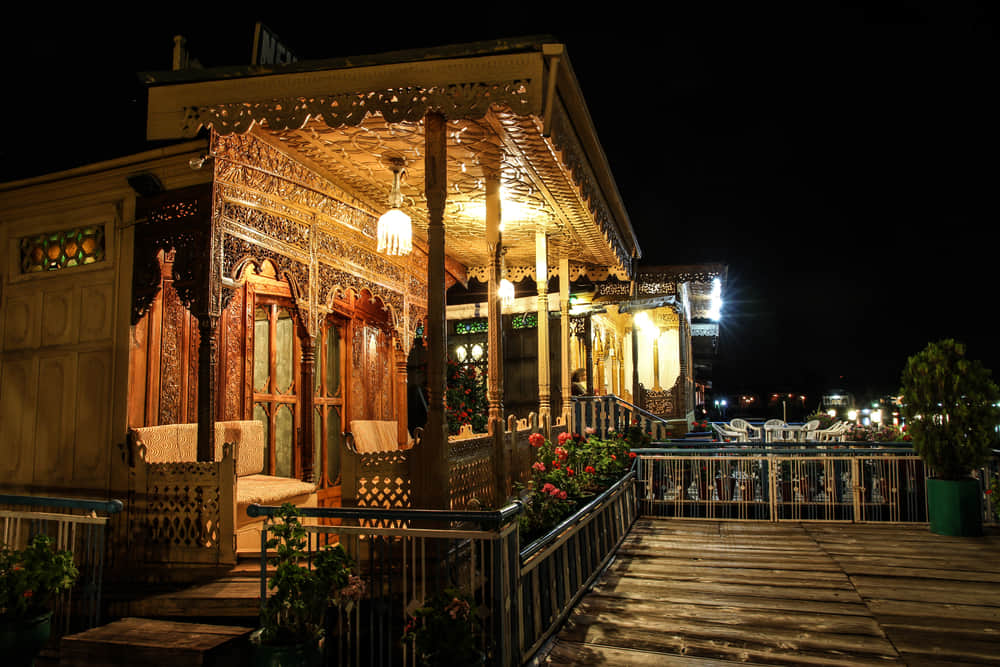 Nightlife experiences in Kashmir