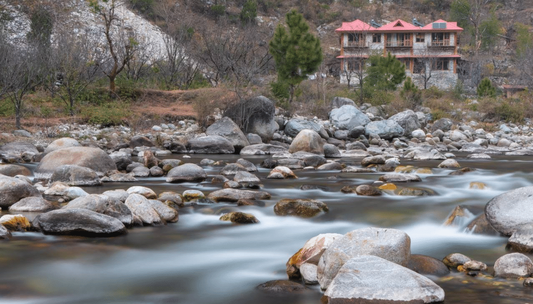 A Secluded Homestay Amidst the Woods of Tirthan Valley Image