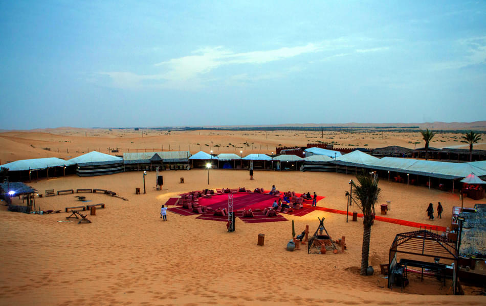Go on a thrilling Dubai Desert Safari and admire the enchanting beauty of the desert