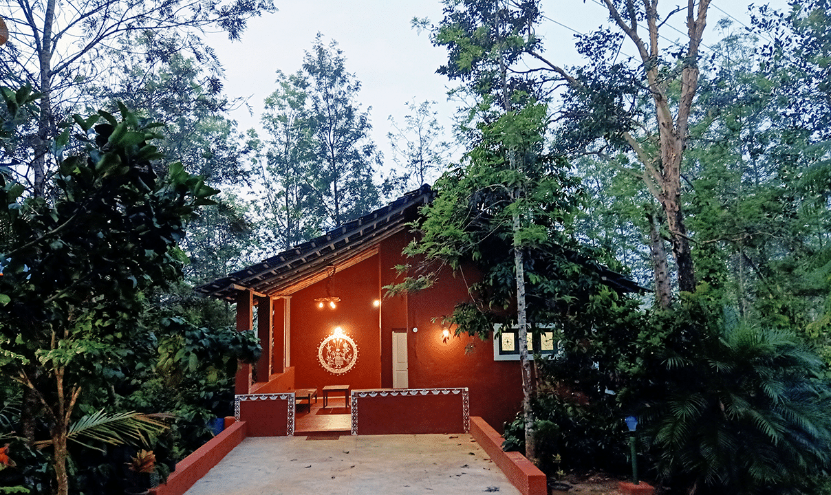 A Vintage Homestay Amidst Mountains Of Sakleshpur