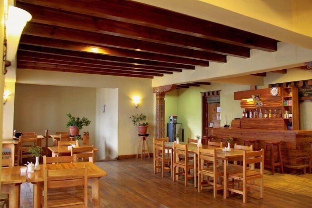 Dewachen Hotel & Spa