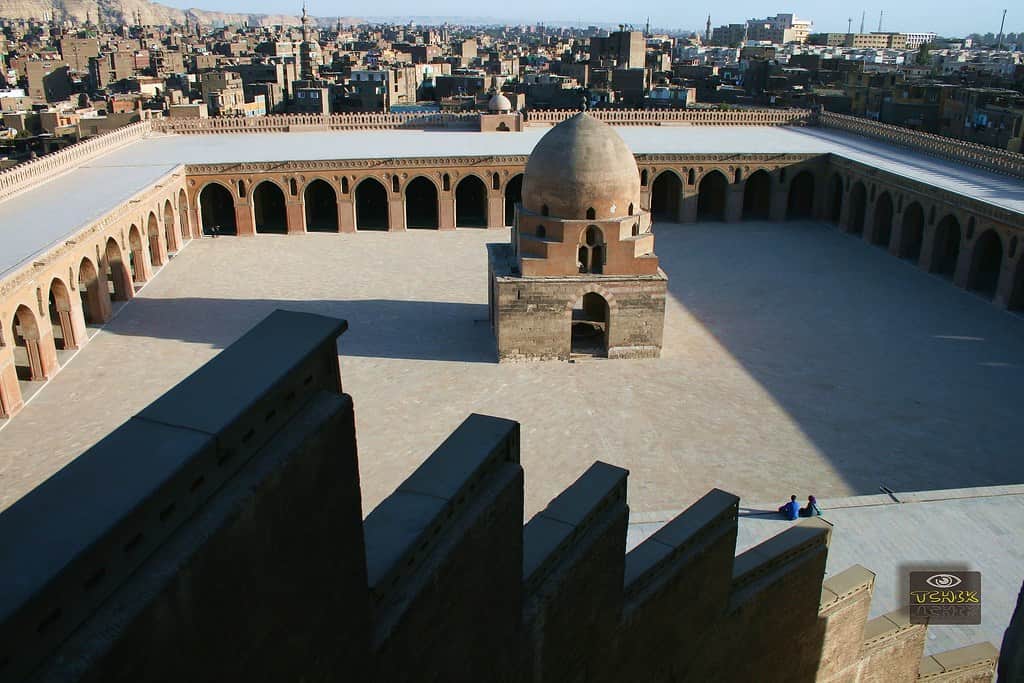 Explore the Vast Courtyard