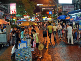 H0t01zhhfqw7qz5arube4d2xw2hx 1463399215 khao san road at night by kevinpoh