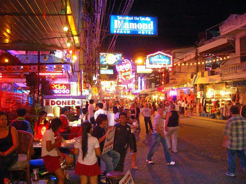 Beach Road Soi 7 Overview