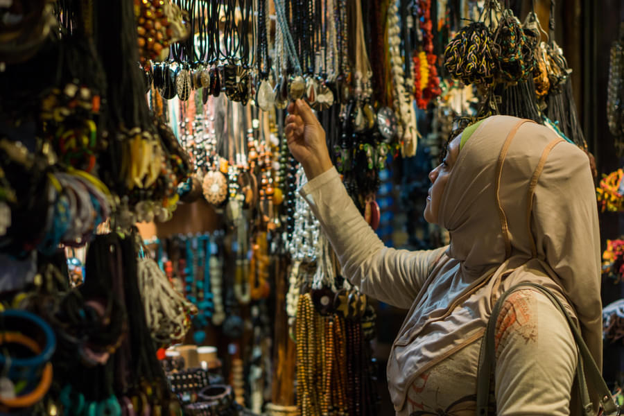 Buy some memorable authentic Malaysian jewellery from Central Market