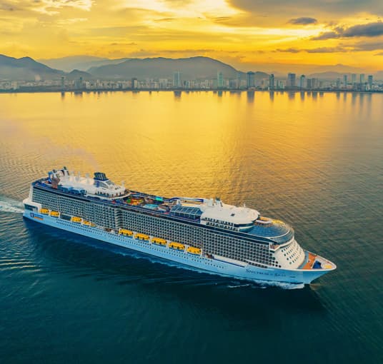 The Royal Caribbean cruise in the sea