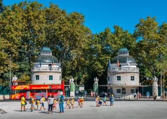 Visit the Lisbon Zoo and explore the exotic wildlife by watching over 2000 animals