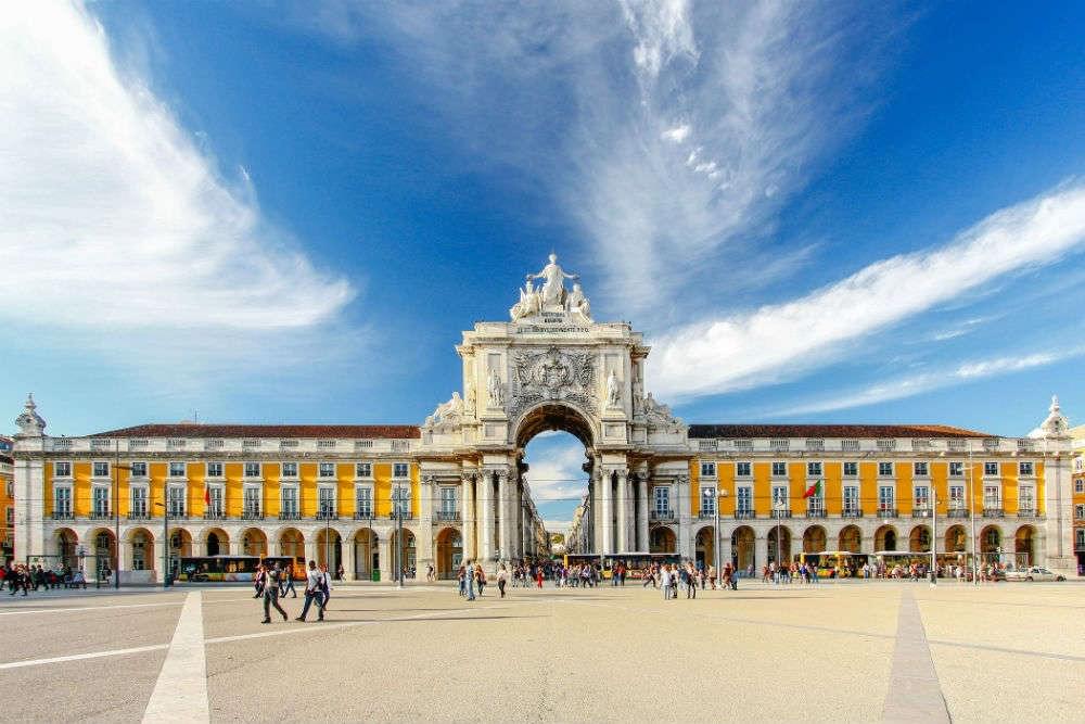 Praca Do Comercio Overview