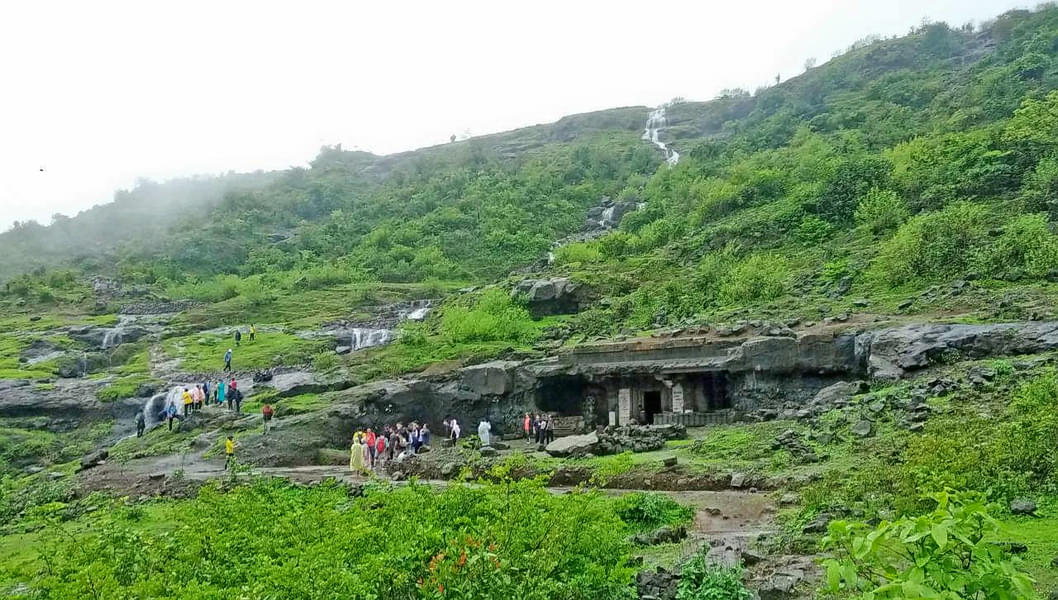 Tringalwadi Fort Trek Image