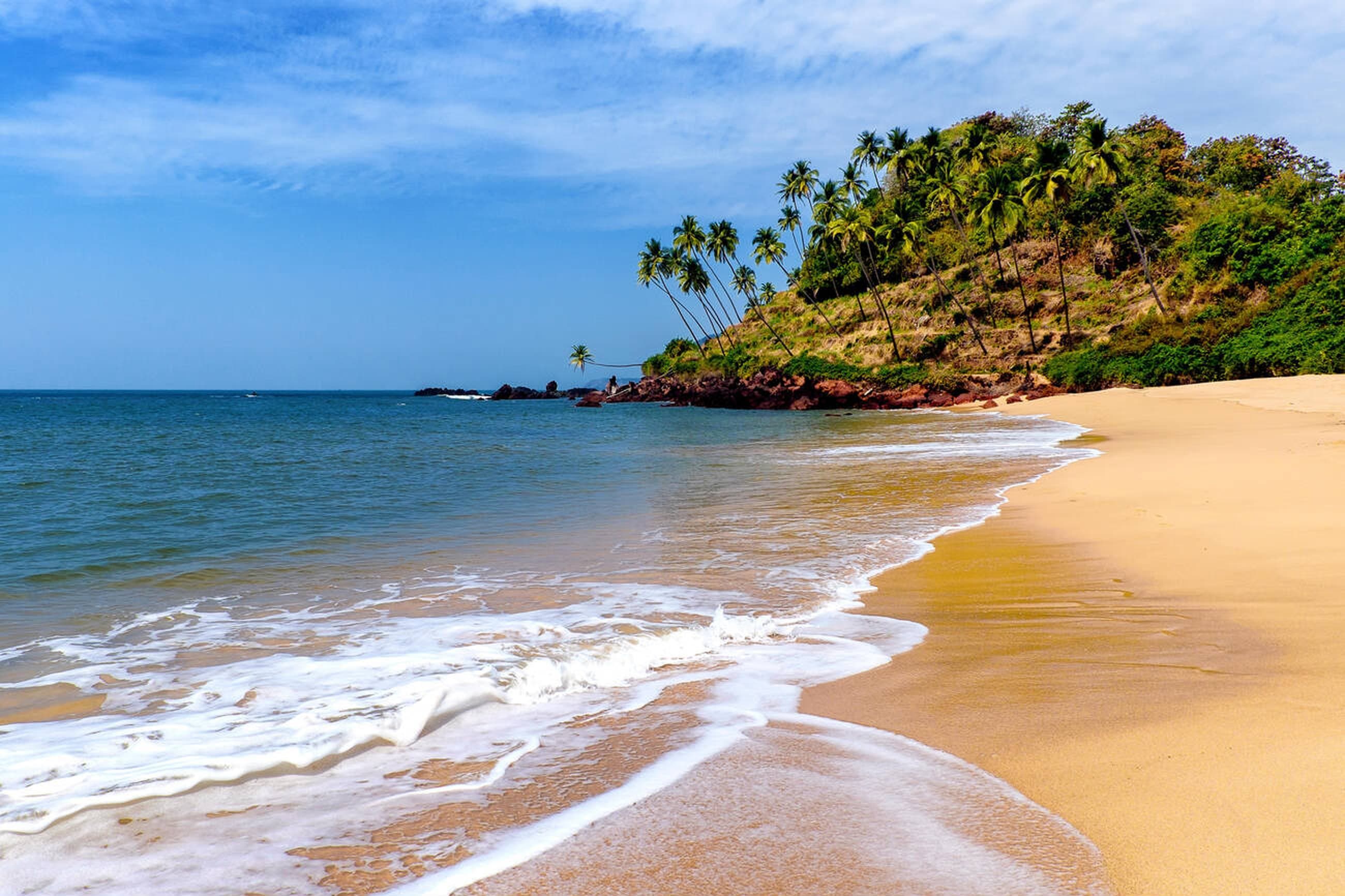 Dharvalem Beach, Goa Overview