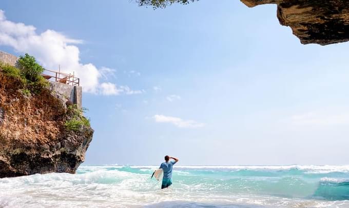 Uluwatu Beach