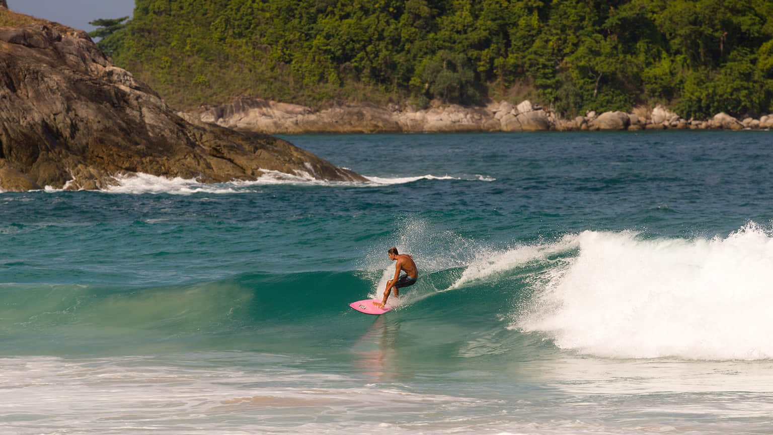 Enjoy Surfing