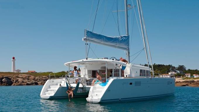 Book a private yacht chartered and head towards the beautiful Lazarus Island