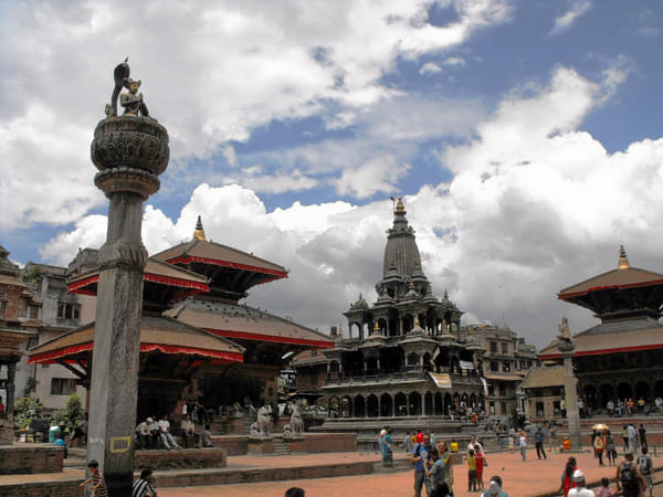 Krisnhna Mandir Temple (Chayasim Deval)