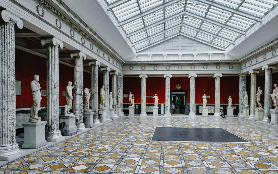 Wander inside the the gallery and gaze at the marble sculptures