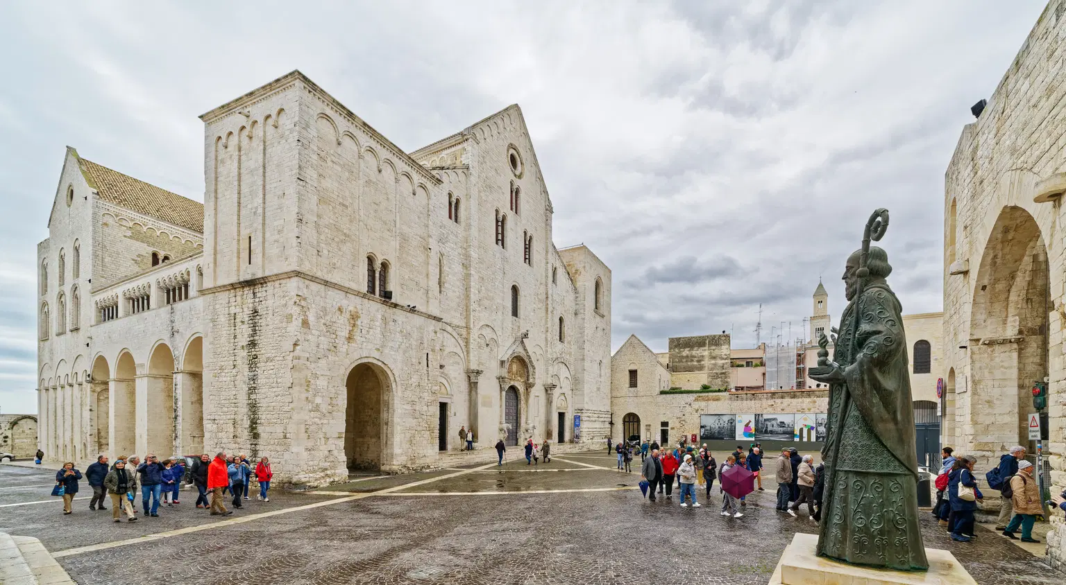 Basilica of Saint Nicholas, <em>Italy</em>