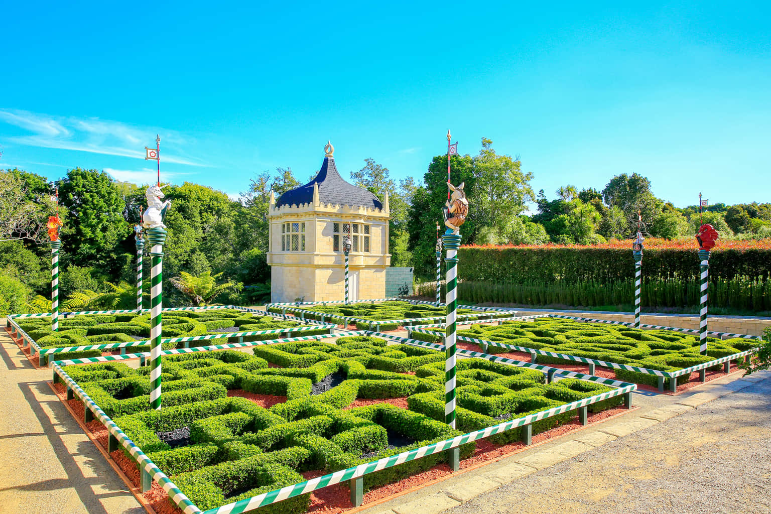 Tudor Garden