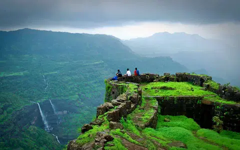 <em>Khandala</em> Tour Packages From Surat 