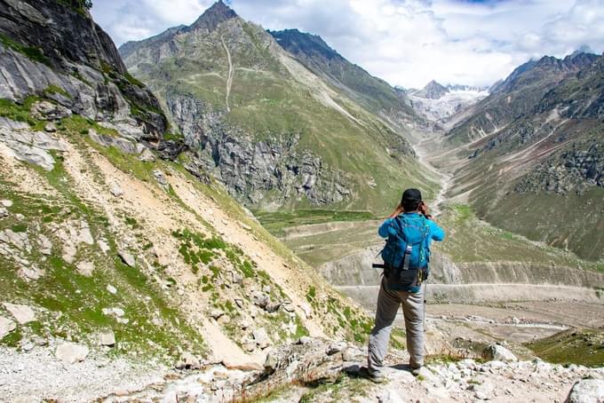 trek to beas kund